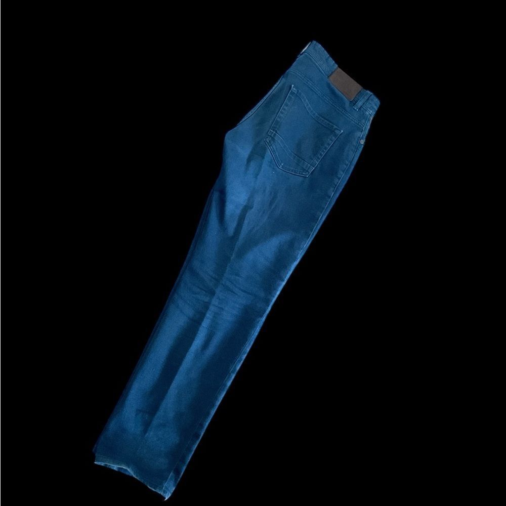 Blue HugoBoss Jeans - Picture 3 of 9